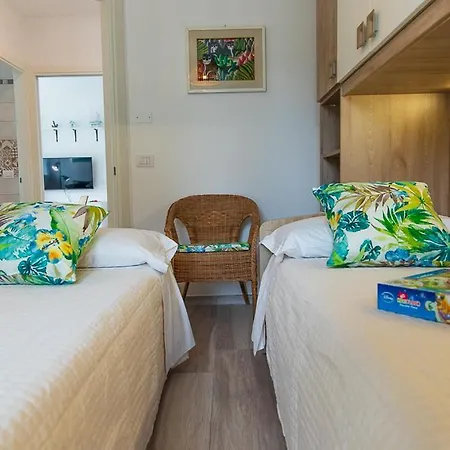 Apartment Olivia By Yohome A Vicino La Spiaggia